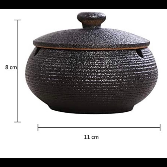 Brand new ceramic ashtray - Picture 2 of 5